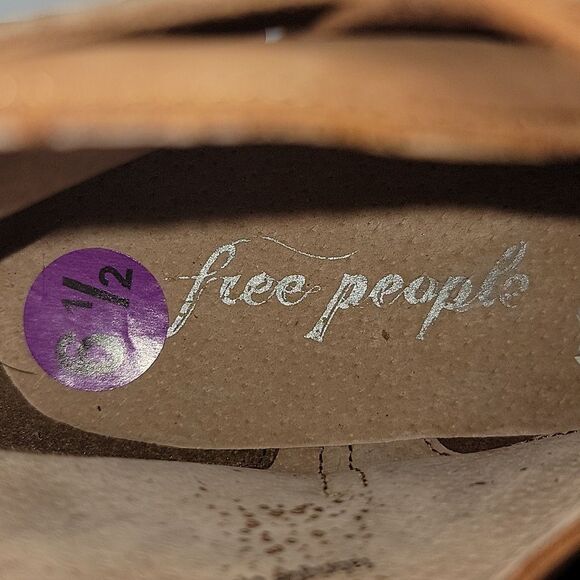 Free People Las Palmas Distressed Leather Women's Ankle Boots - Picture 13 of 15